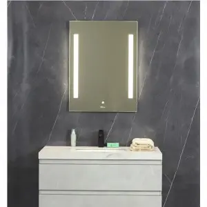 TH-1 Smart Mirror